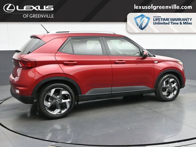 Used 2024 Hyundai Venue Limited FWD image 8