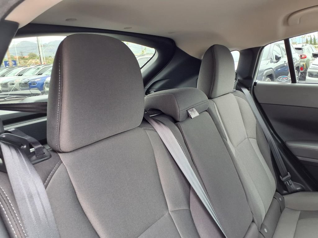 Used 2026 Subaru Crosstrek 2.5i Premium AWD/4WD image 22