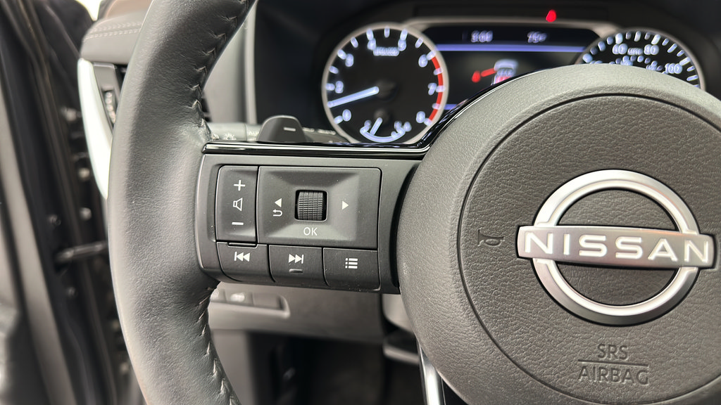 Used 2023 Nissan Rogue SL w/ SL Premium Package AWD/4WD image 17