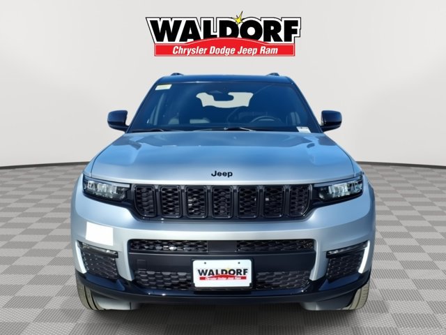 New 2025 Jeep Grand Cherokee 4WD image 6