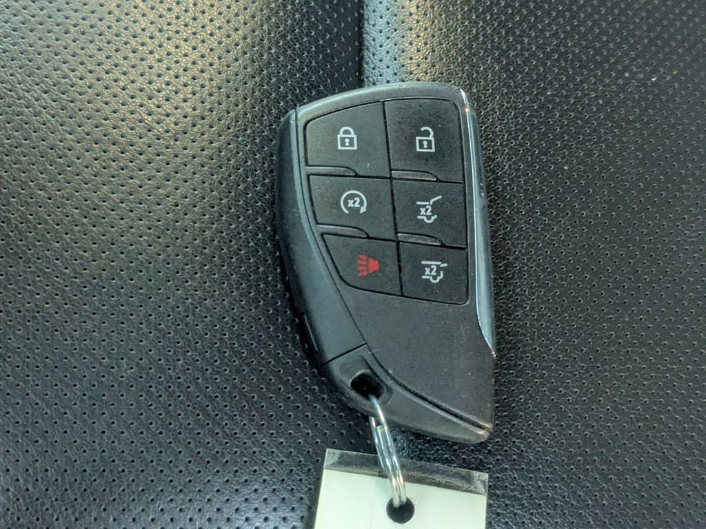 Used 2024 GMC Yukon SLT AWD/4WD image 37