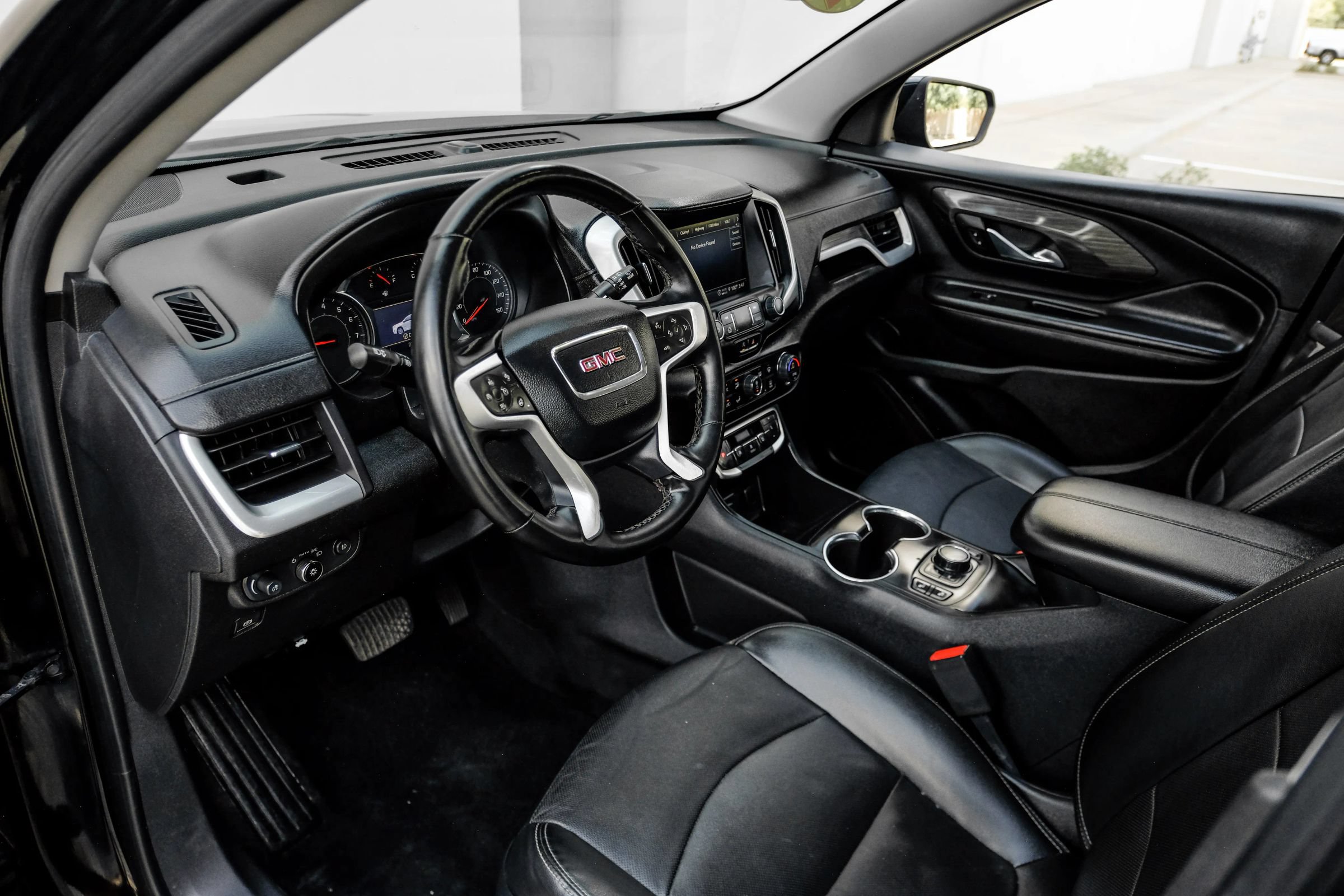 Used 2023 GMC Terrain SLT AWD/4WD image 20