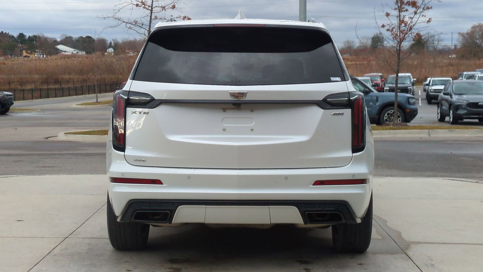 Used 2021 Cadillac XT6 Sport w/ LPO, ONYX Package image 5