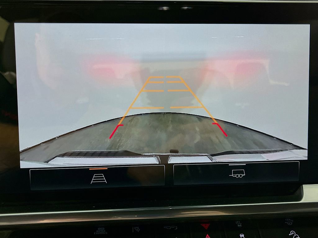 Used 2025 GMC Sierra 3500 SLE w/ SLE Value Package image 20