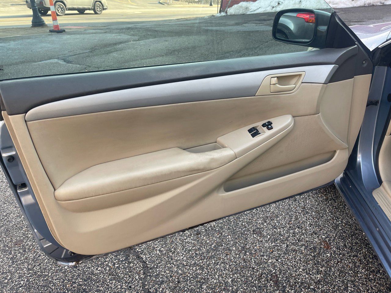 Used 2004 Toyota Solara Coupe image 11