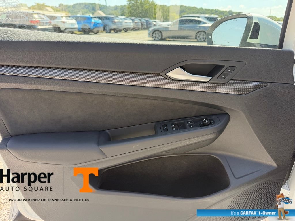 Used 2025 Volkswagen GTI SE FWD image 19