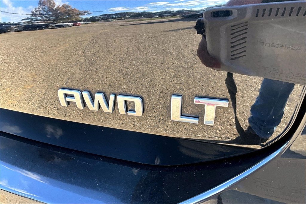 Used 2020 Chevrolet Equinox LT AWD/4WD image 25