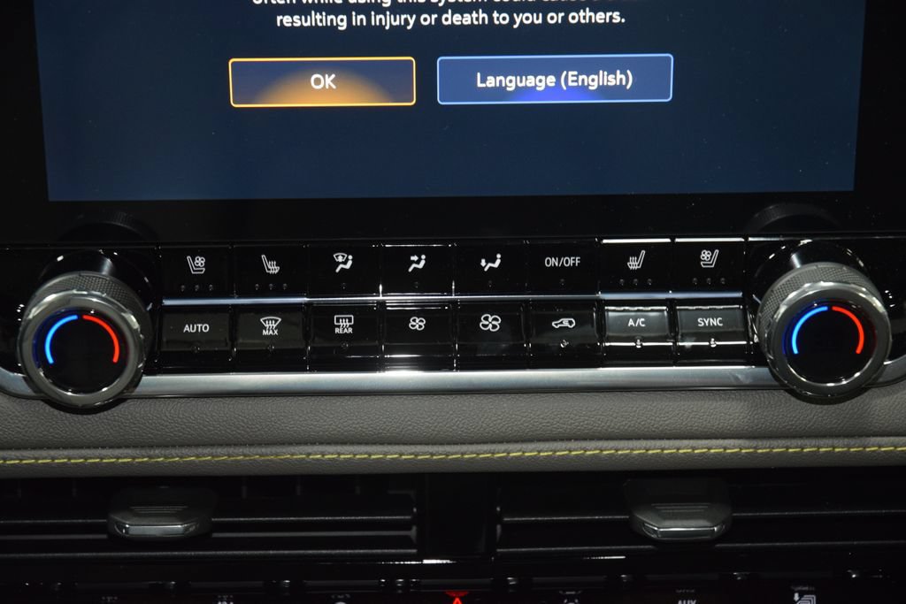 New 2026 Chevrolet Colorado ZR2 w/ Technology Package AWD/4WD image 36