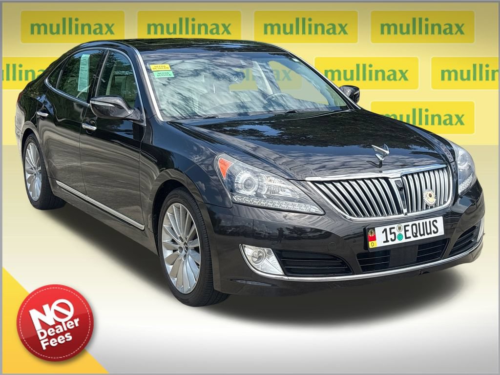 Used 2015 Hyundai Equus Signature RWD image 1