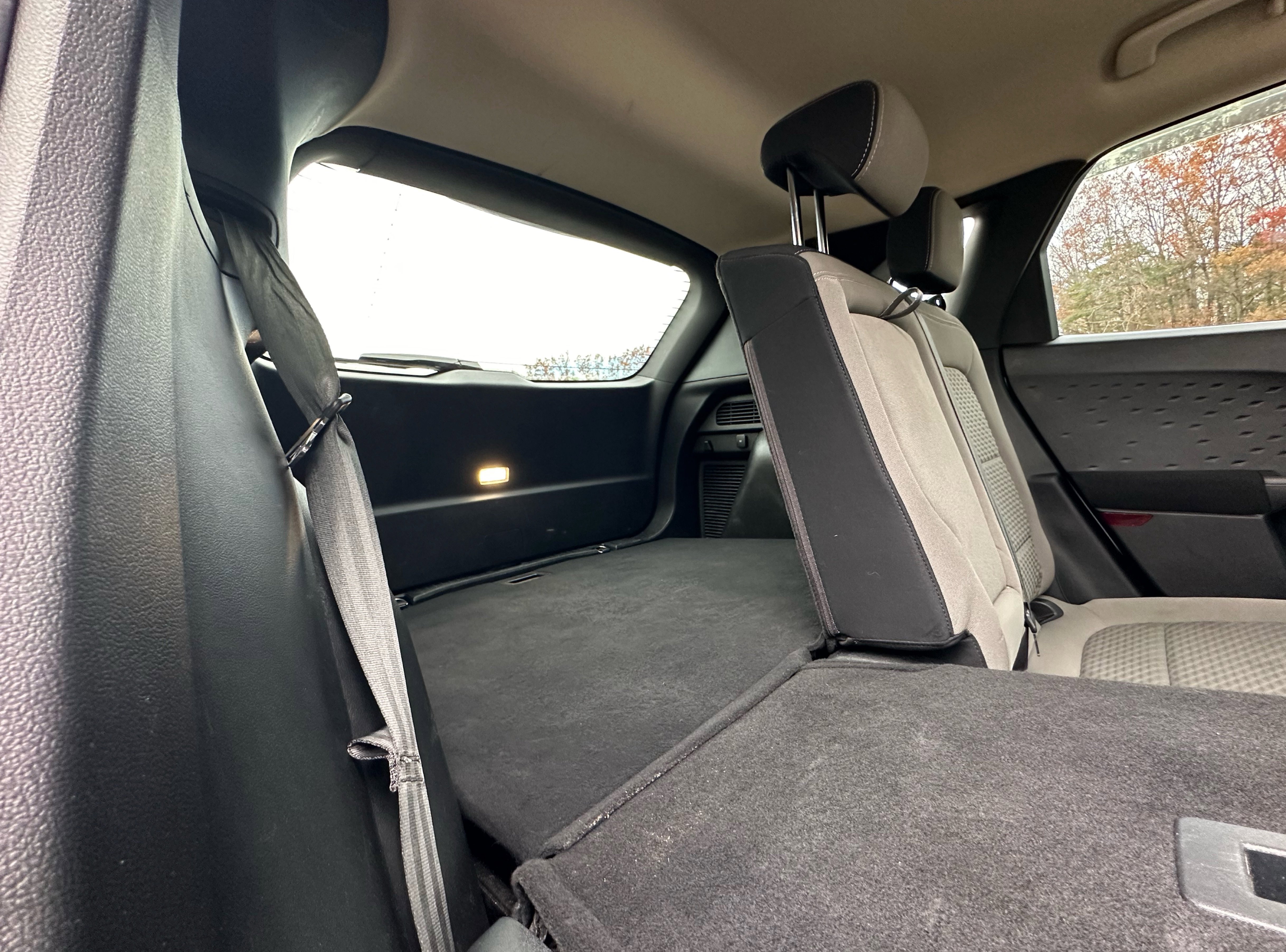 Used 2020 Ford Escape SE image 32