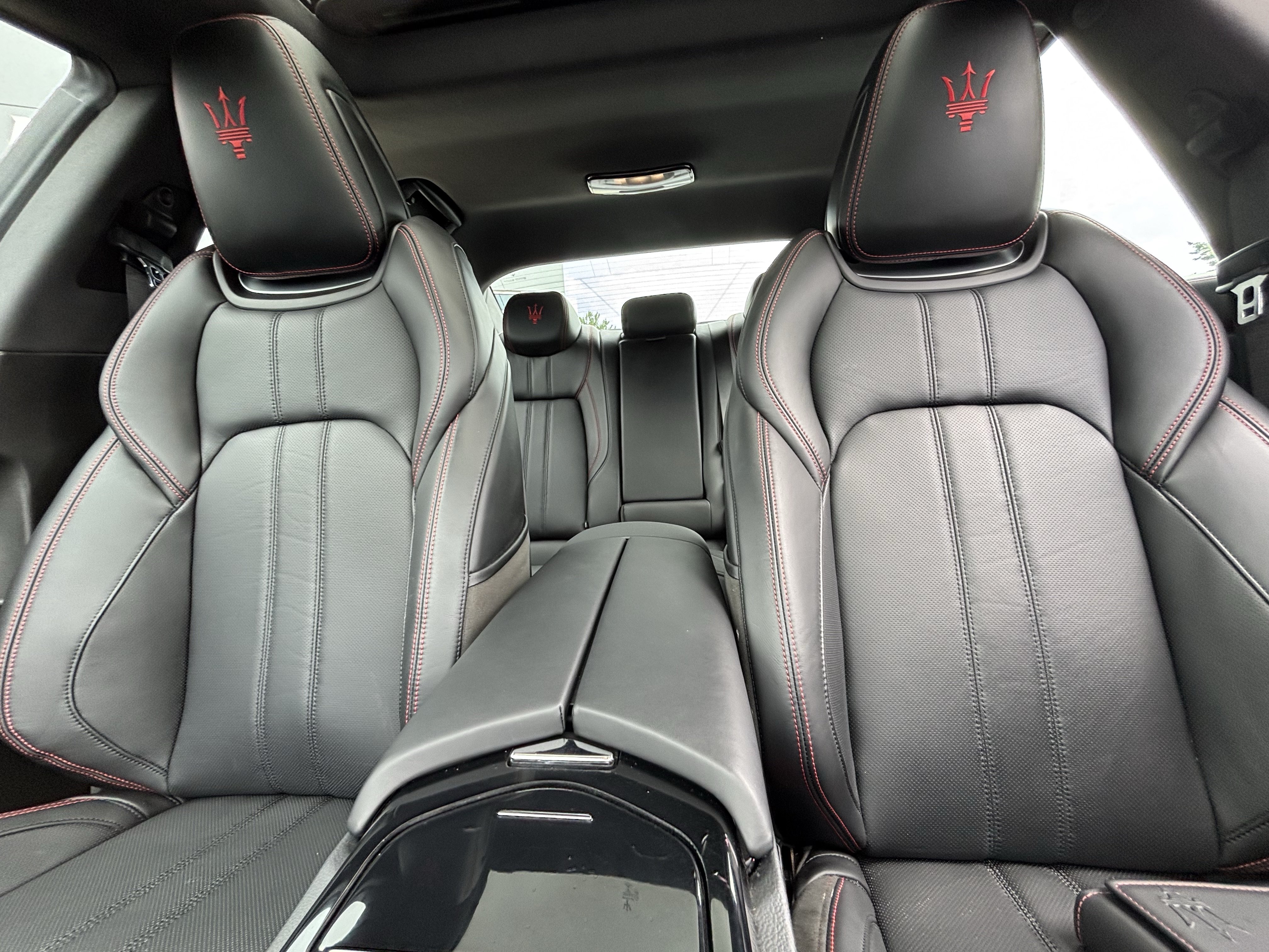 Used 2024 Maserati Ghibli Modena Ultima Q4 AWD/4WD image 31