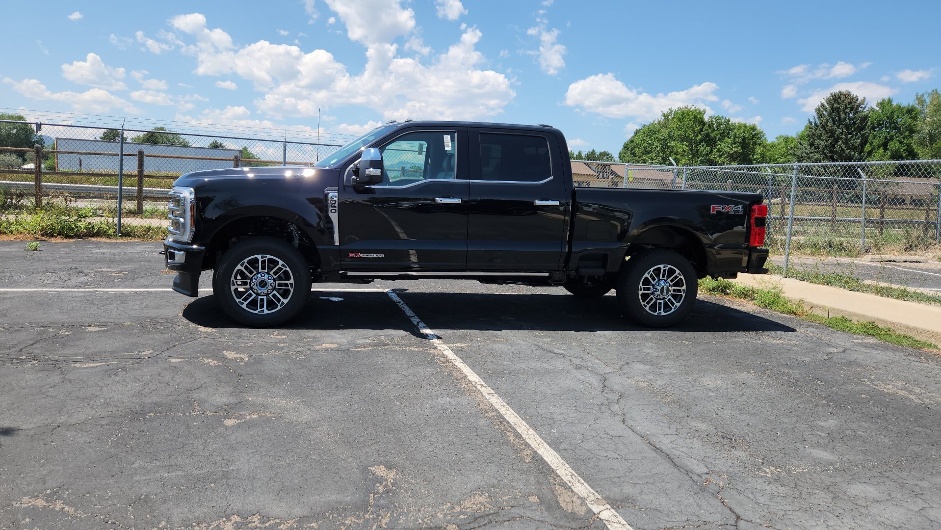 New 2026 Ford F350 Platinum w/ Platinum Plus Package AWD/4WD image 4