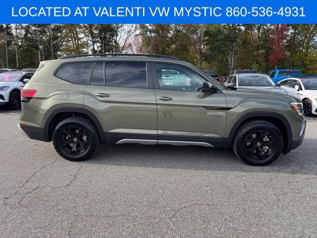 Certified 2025 Volkswagen Atlas Peak Edition SE AWD/4WD image 4