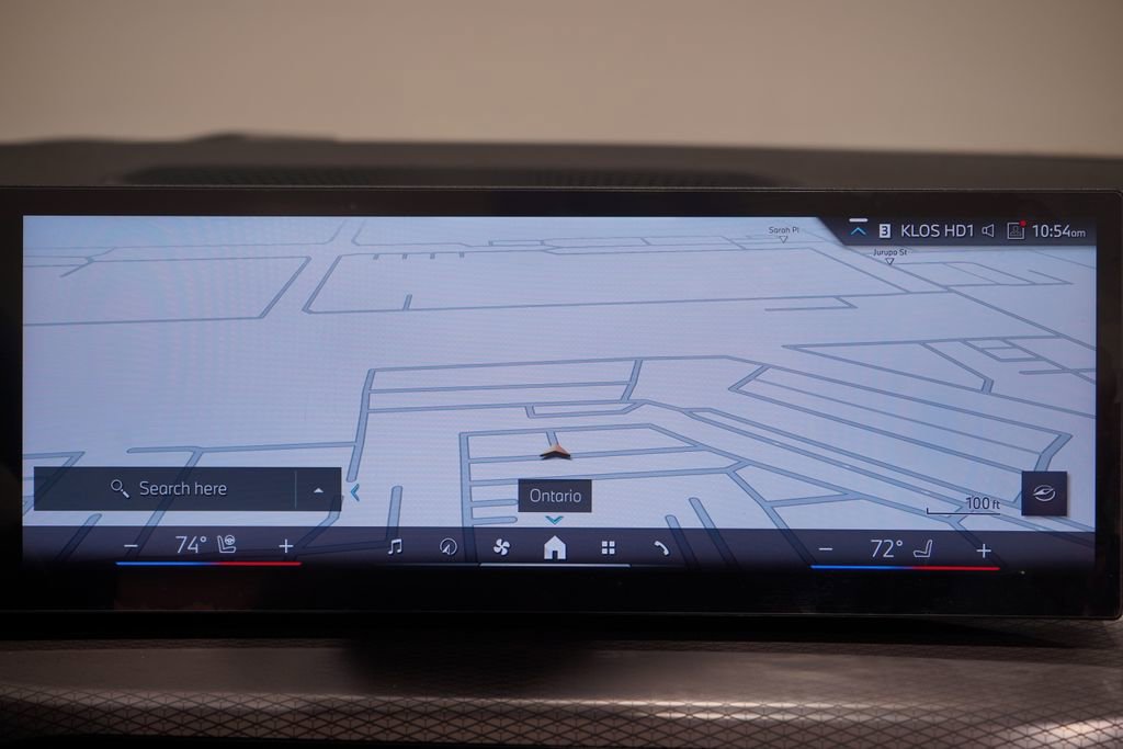 Used 2025 BMW 430i Convertible w/ Convenience Package image 15