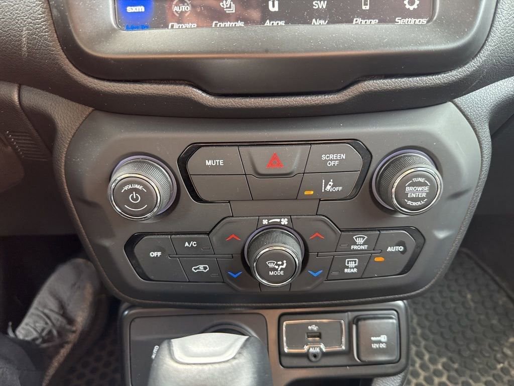 Used 2022 Jeep Renegade Limited image 28