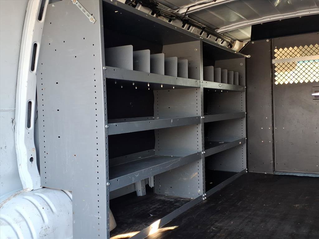 Used 2016 GMC Savana 2500 Extended image 6