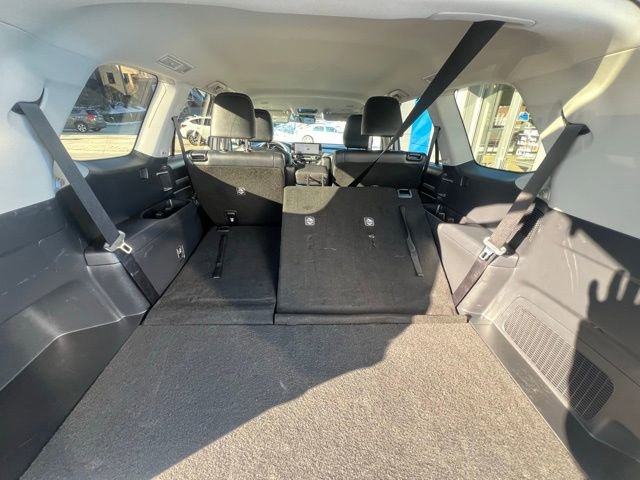 Used 2025 Toyota Grand Highlander XLE image 40
