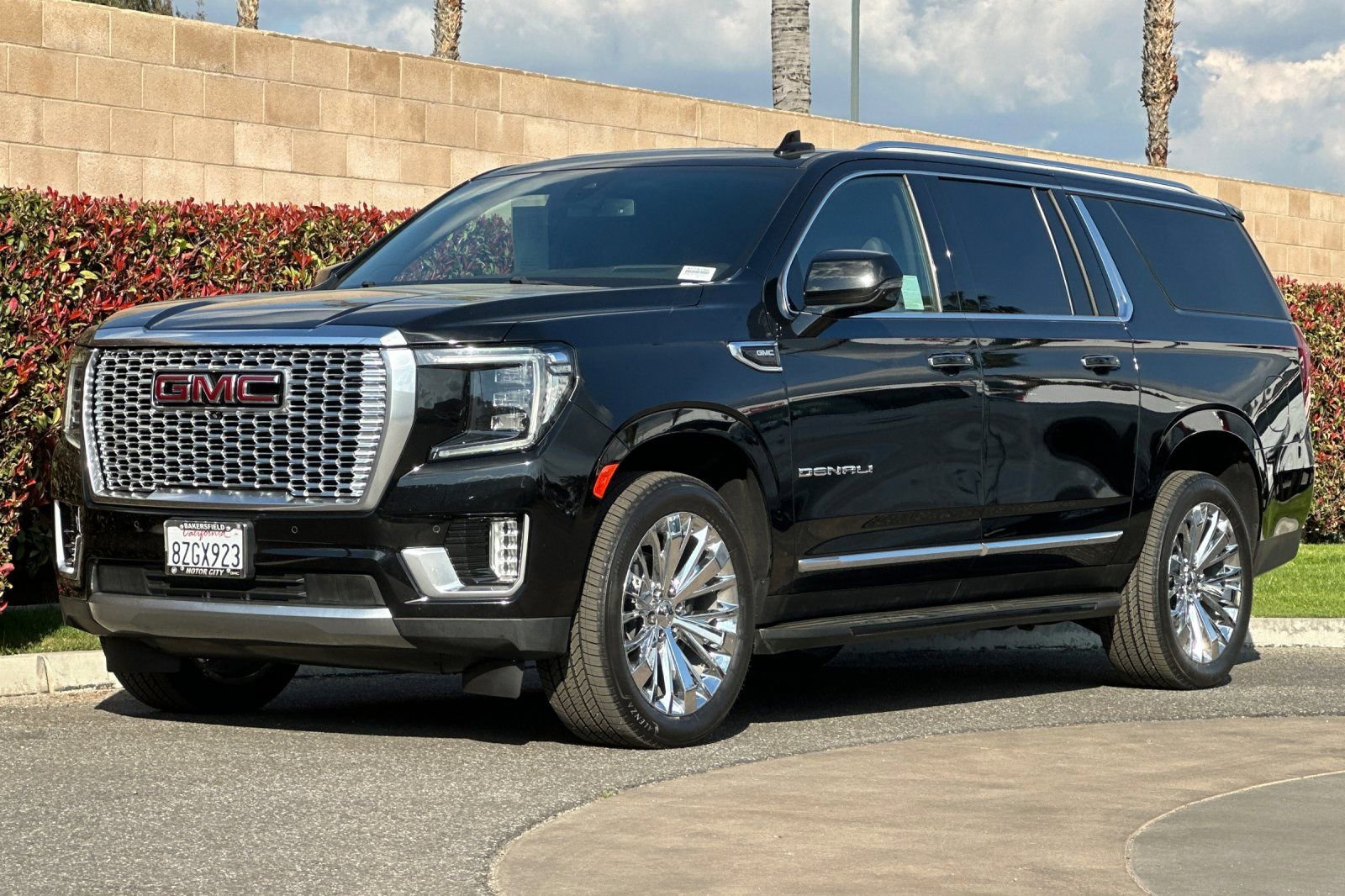 Certified 2021 GMC Yukon XL Denali image 8