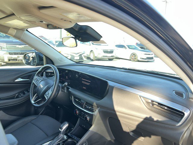 Used 2025 Buick Encore GX Preferred FWD image 28