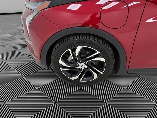 Certified 2022 Chevrolet Bolt LT w/ Infotainment Package image 9