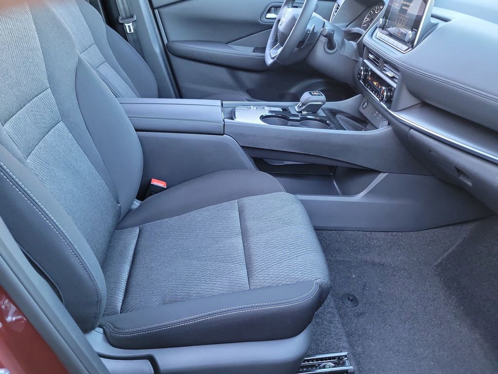 New 2026 Nissan Rogue SV image 16