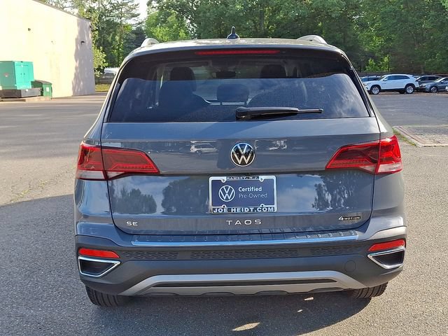 Certified 2024 Volkswagen Taos SE w/ Panoramic Sunroof Package AWD/4WD image 9
