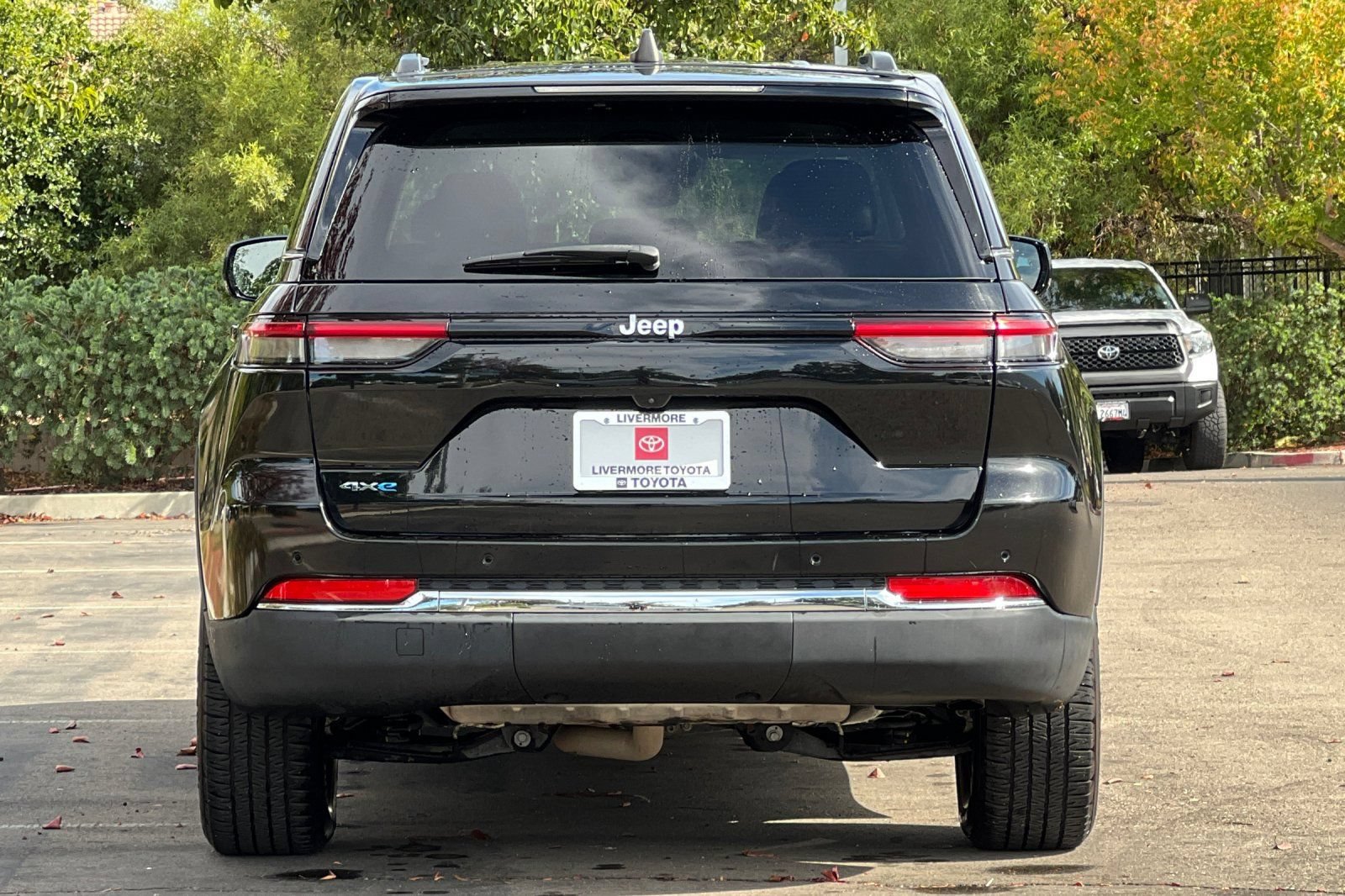 Used 2024 Jeep Grand Cherokee Limited 4xe AWD/4WD image 5