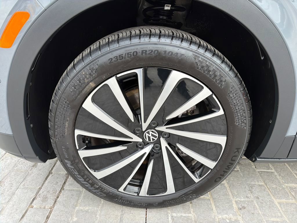 Used 2025 Volkswagen ID.4 Pro AWD/4WD image 26