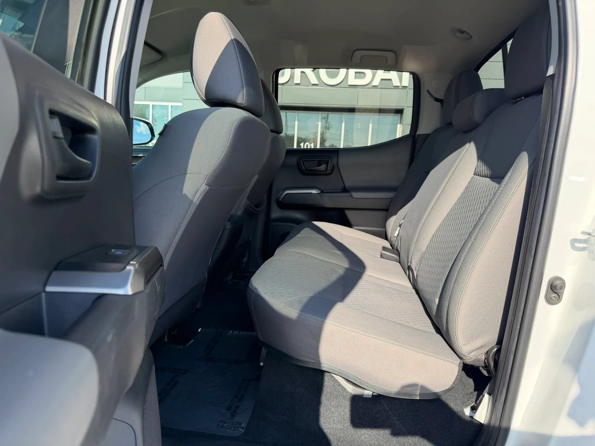Used 2023 Toyota Tacoma SR5 RWD image 15