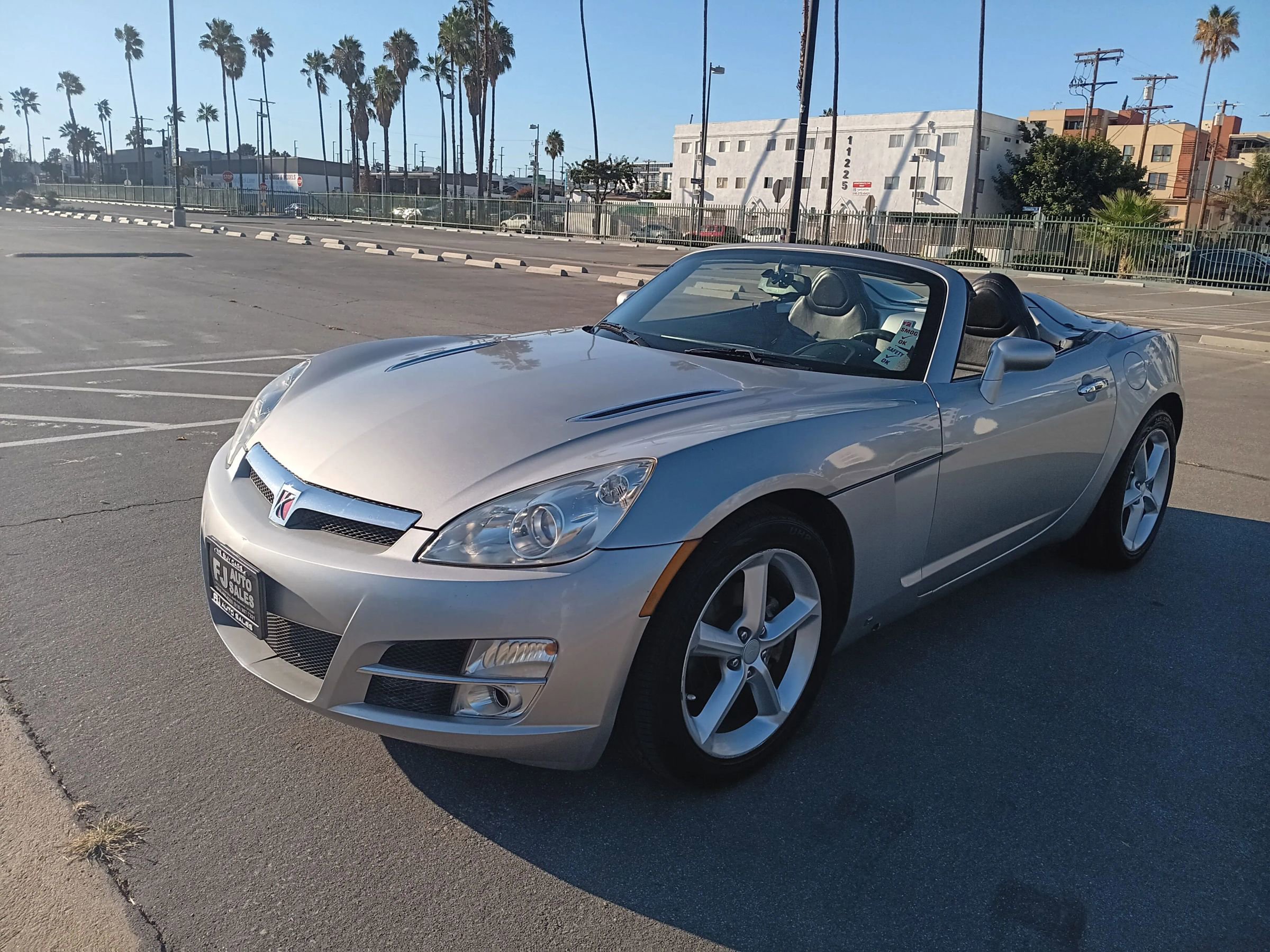 Used 2009 Saturn Sky w/ Premium Trim Package image 11
