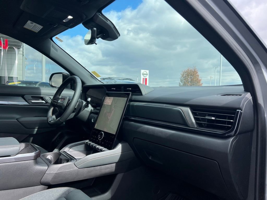 Used 2026 GMC Terrain AT4 w/ Convenience Package III image 21