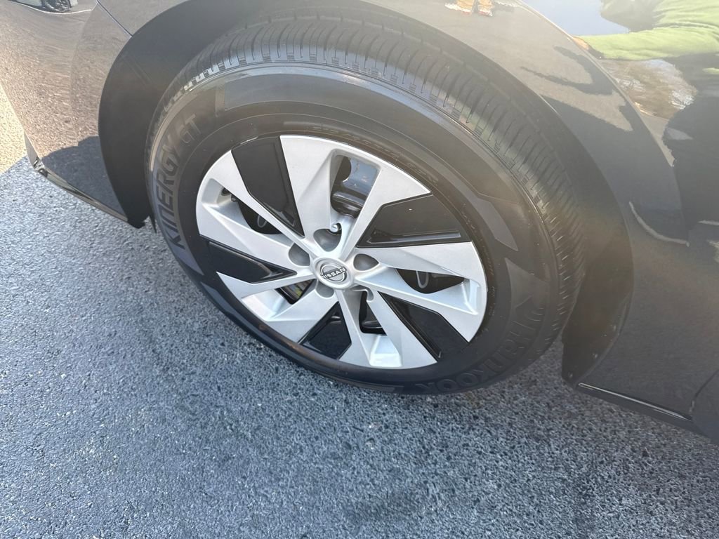 Used 2025 Nissan Altima 2.5 S image 28