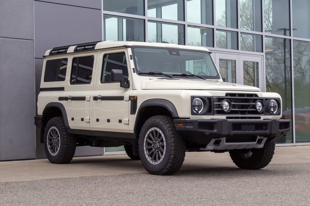 Used 2025 INEOS Grenadier AWD/4WD image 3
