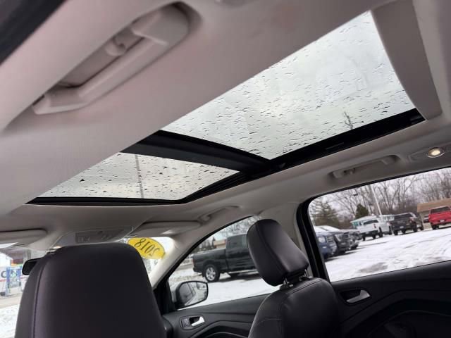 Used 2018 Ford Escape SEL image 5