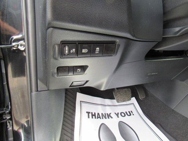 Used 2024 Toyota Corolla Cross AWD Hybrid image 25