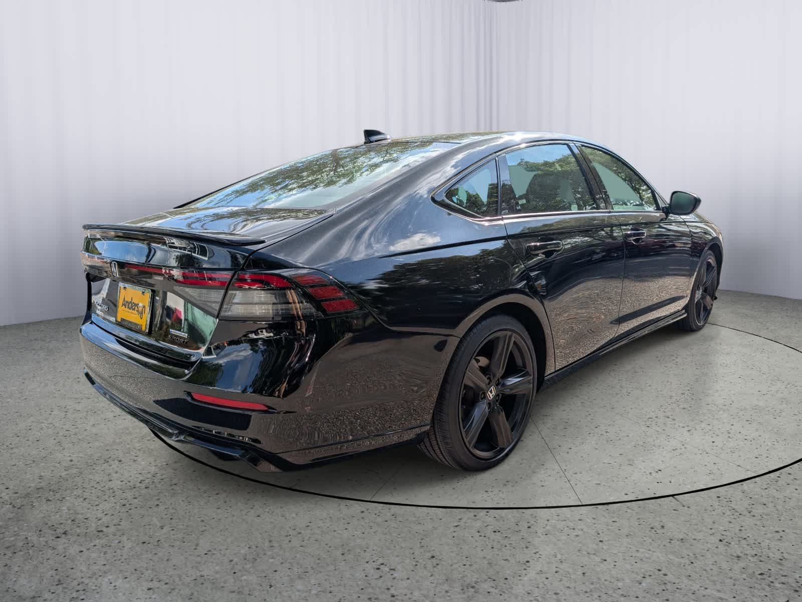 Used 2023 Honda Accord Sport image 3