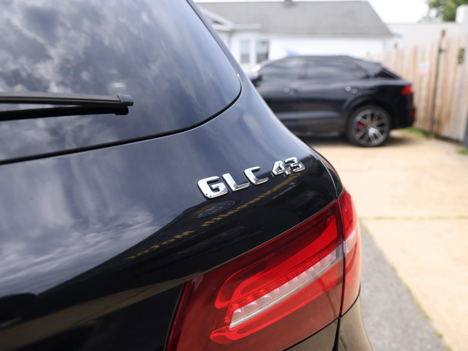 Used 2019 Mercedes-Benz GLC 43 AMG 4MATIC image 37