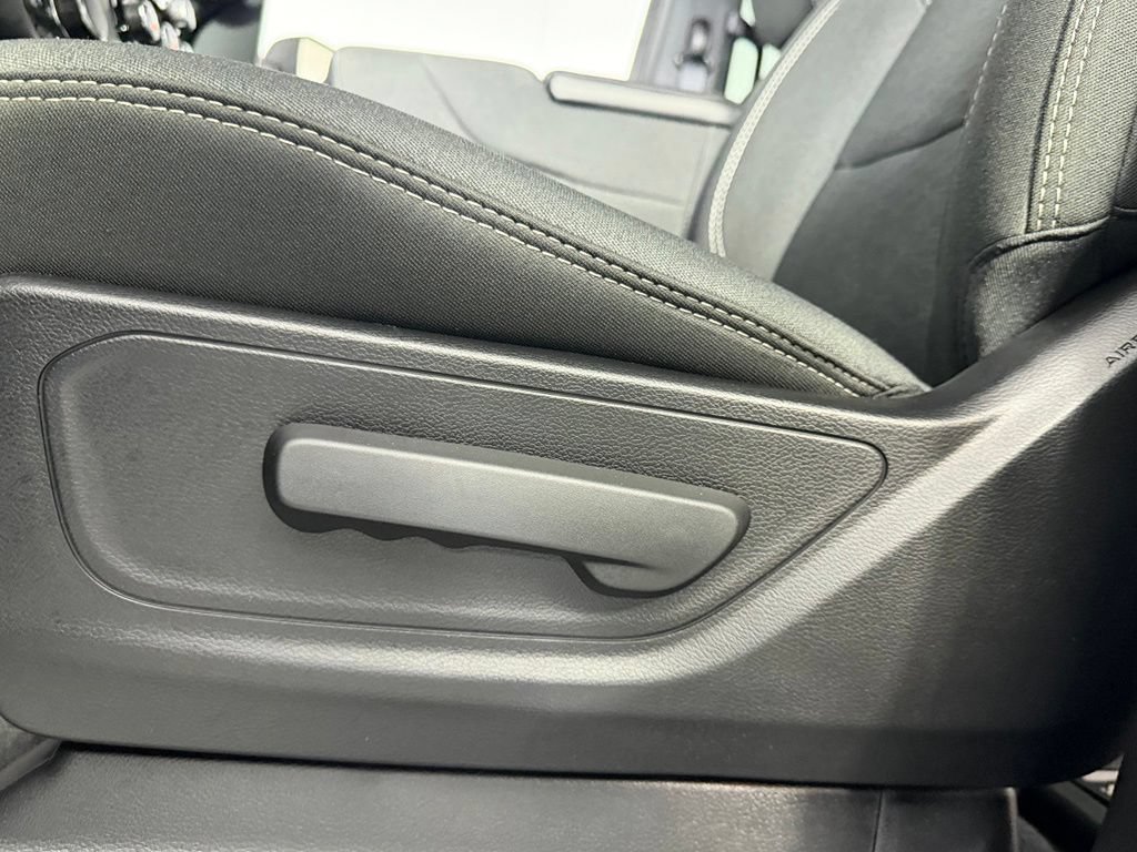 Used 2025 RAM 1500 Tradesman w/ Night Edition AWD/4WD image 23