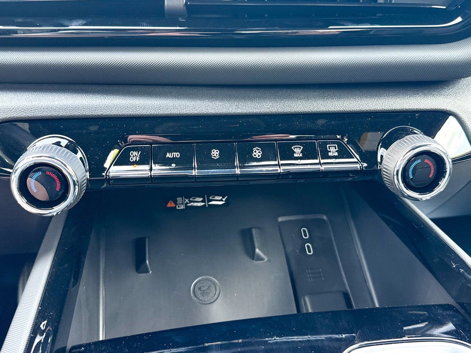New 2026 Chevrolet Silverado EV Trail Boss w/ Plus Package AWD/4WD image 31