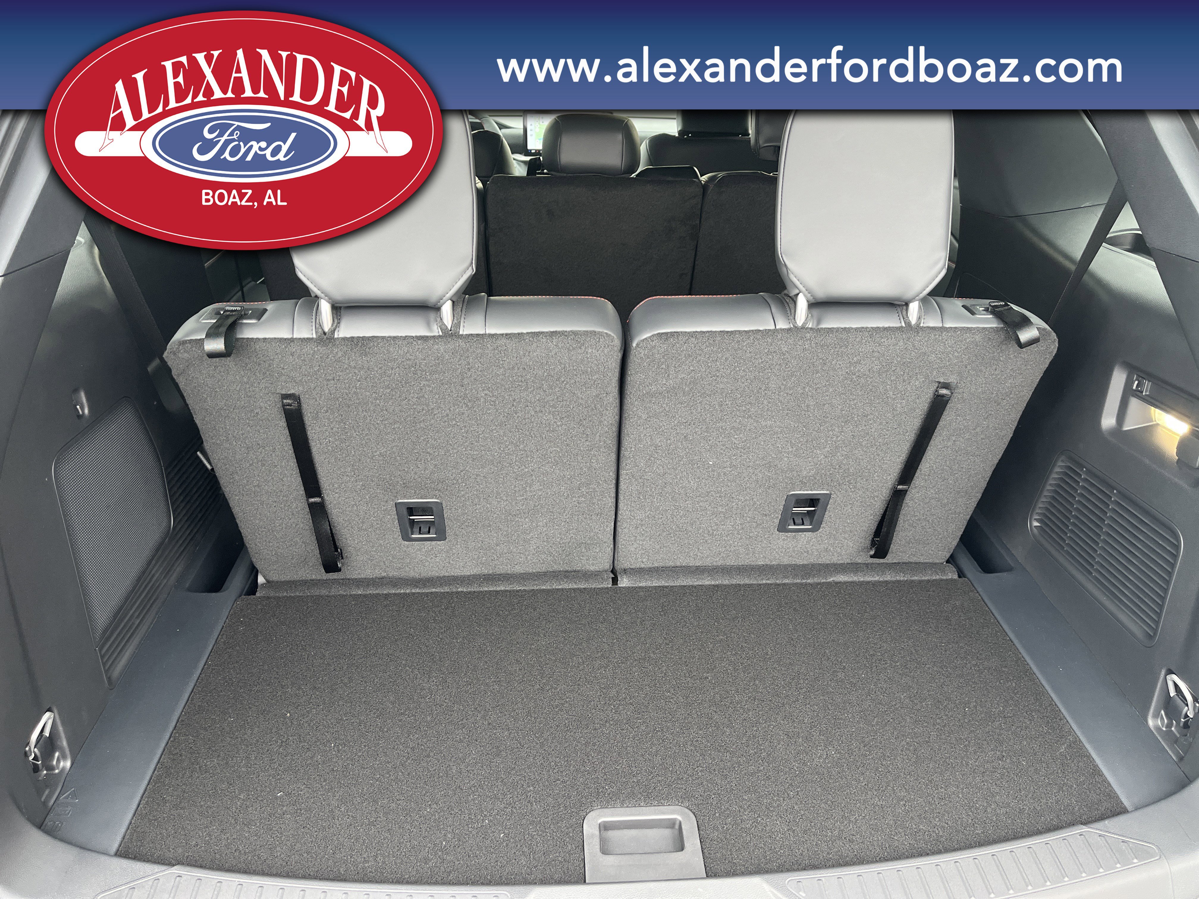 New 2026 Ford Explorer ST-Line image 21