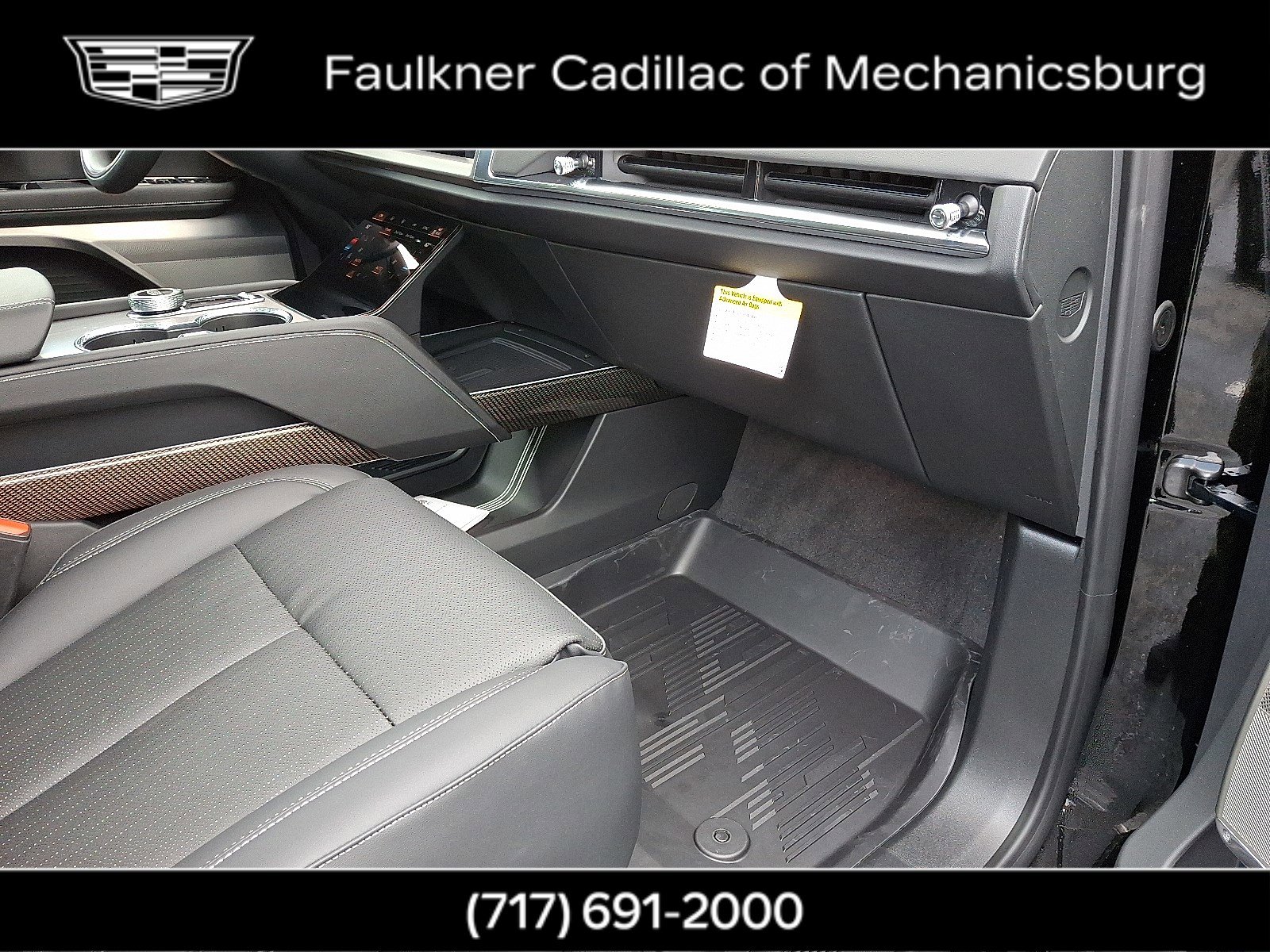 New 2026 Cadillac Vistiq Sport w/ LPO, Floor Liner Package image 20