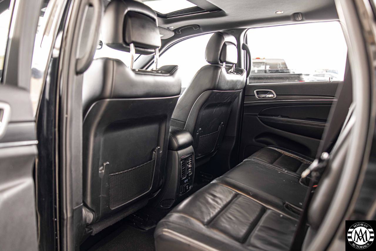 Used 2019 Jeep Grand Cherokee Limited AWD/4WD image 24