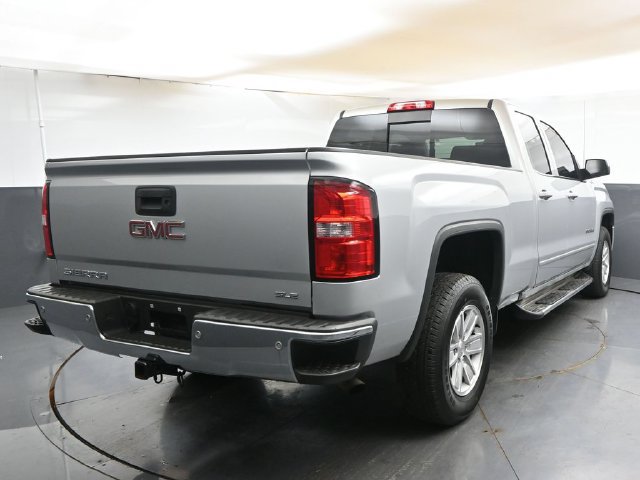 Used 2018 GMC Sierra 1500 SLE w/ SLE Value Package AWD/4WD image 5