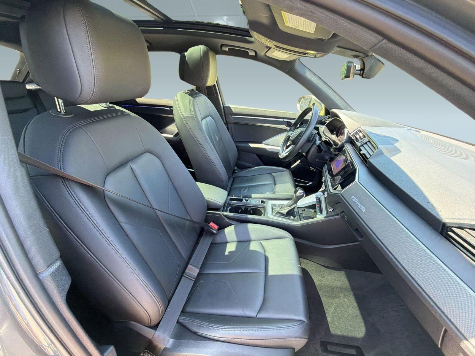 Used 2021 Audi Q3 2.0T Premium Plus AWD/4WD image 28