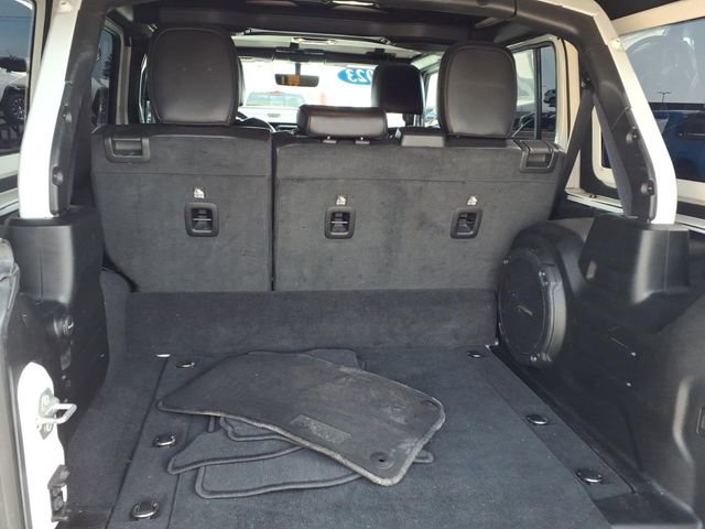 Used 2023 Jeep Wrangler Unlimited Sahara AWD/4WD image 20
