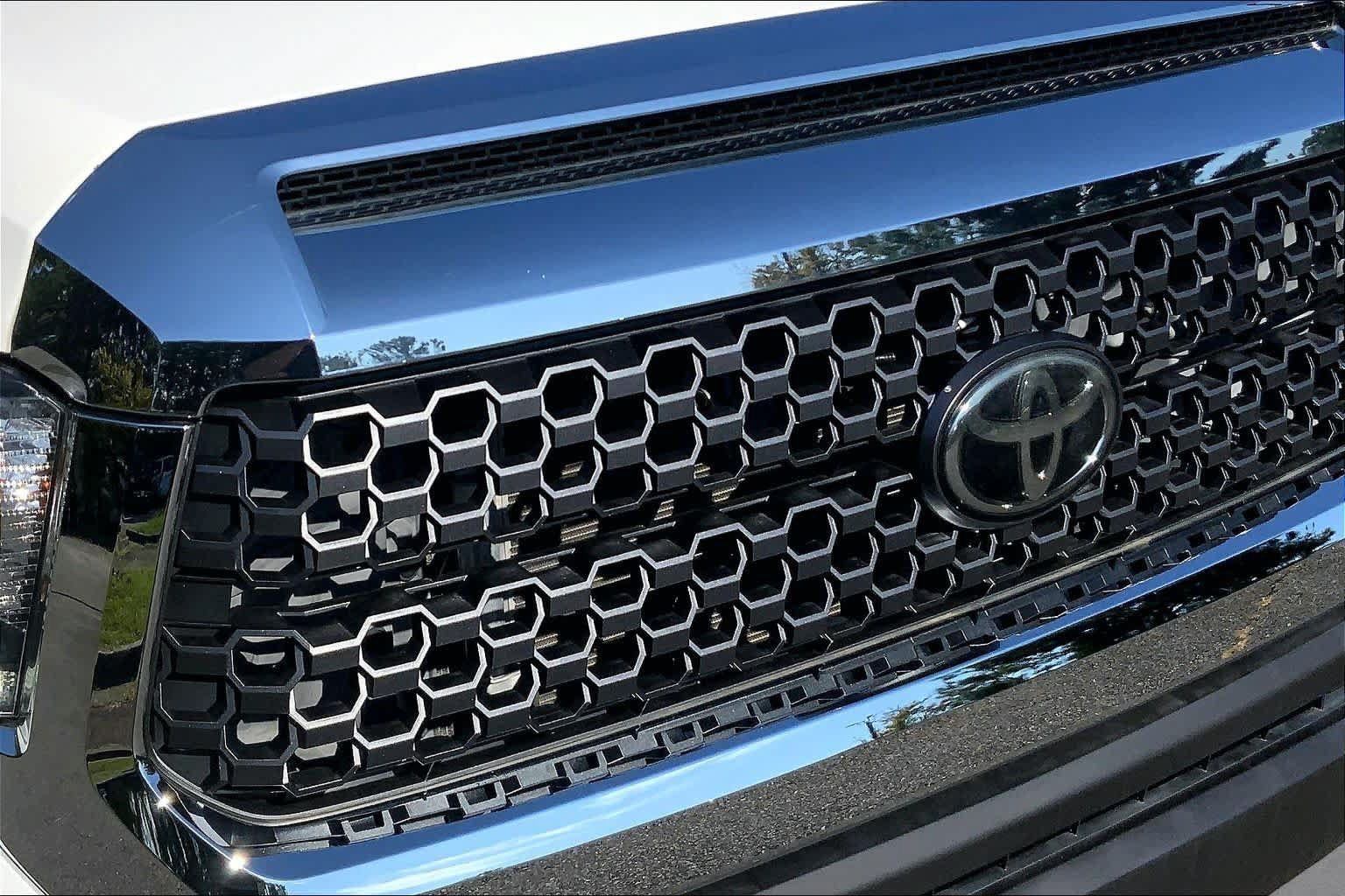 Used 2021 Toyota Tundra SR5 AWD/4WD image 29