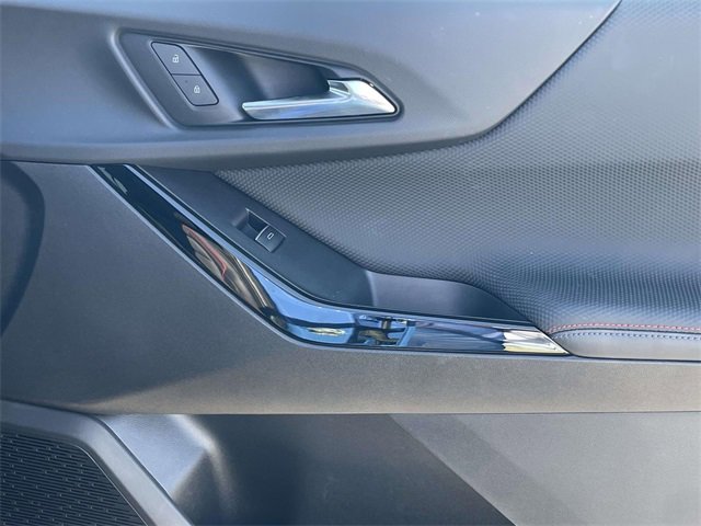 Used 2025 Chevrolet Equinox RS w/ Safety and Technology Package image 16