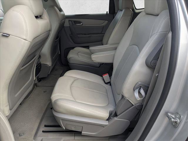 Used 2017 Chevrolet Traverse LT FWD image 17