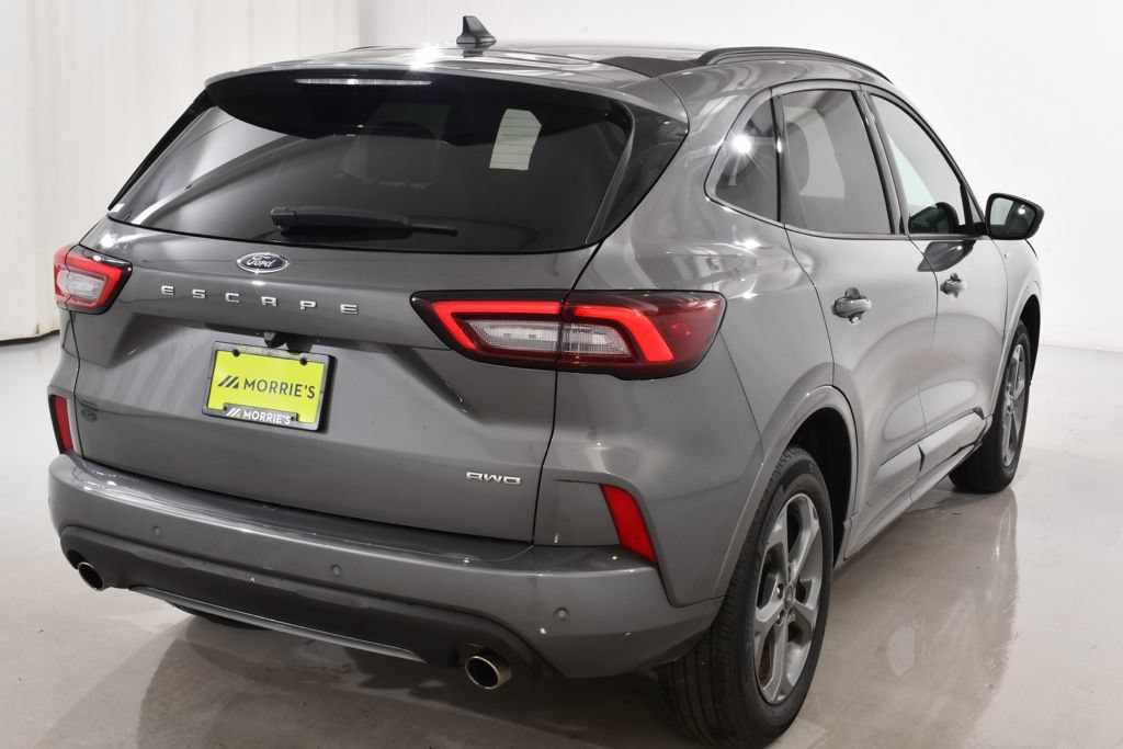 Used 2024 Ford Escape ST-Line w/ Tech Pack #1 AWD/4WD image 12