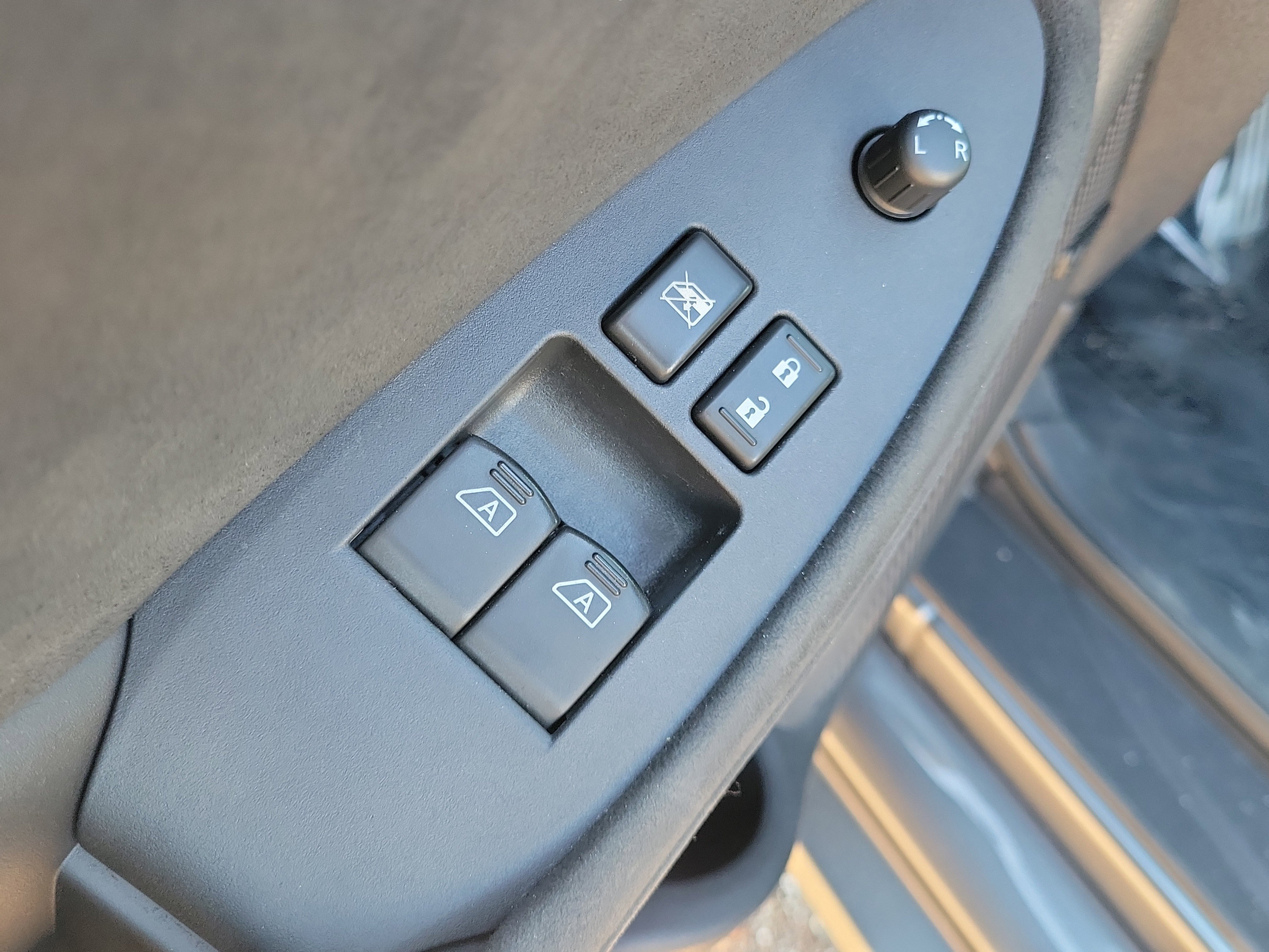 Used 2018 Nissan 370Z Touring Sport image 11